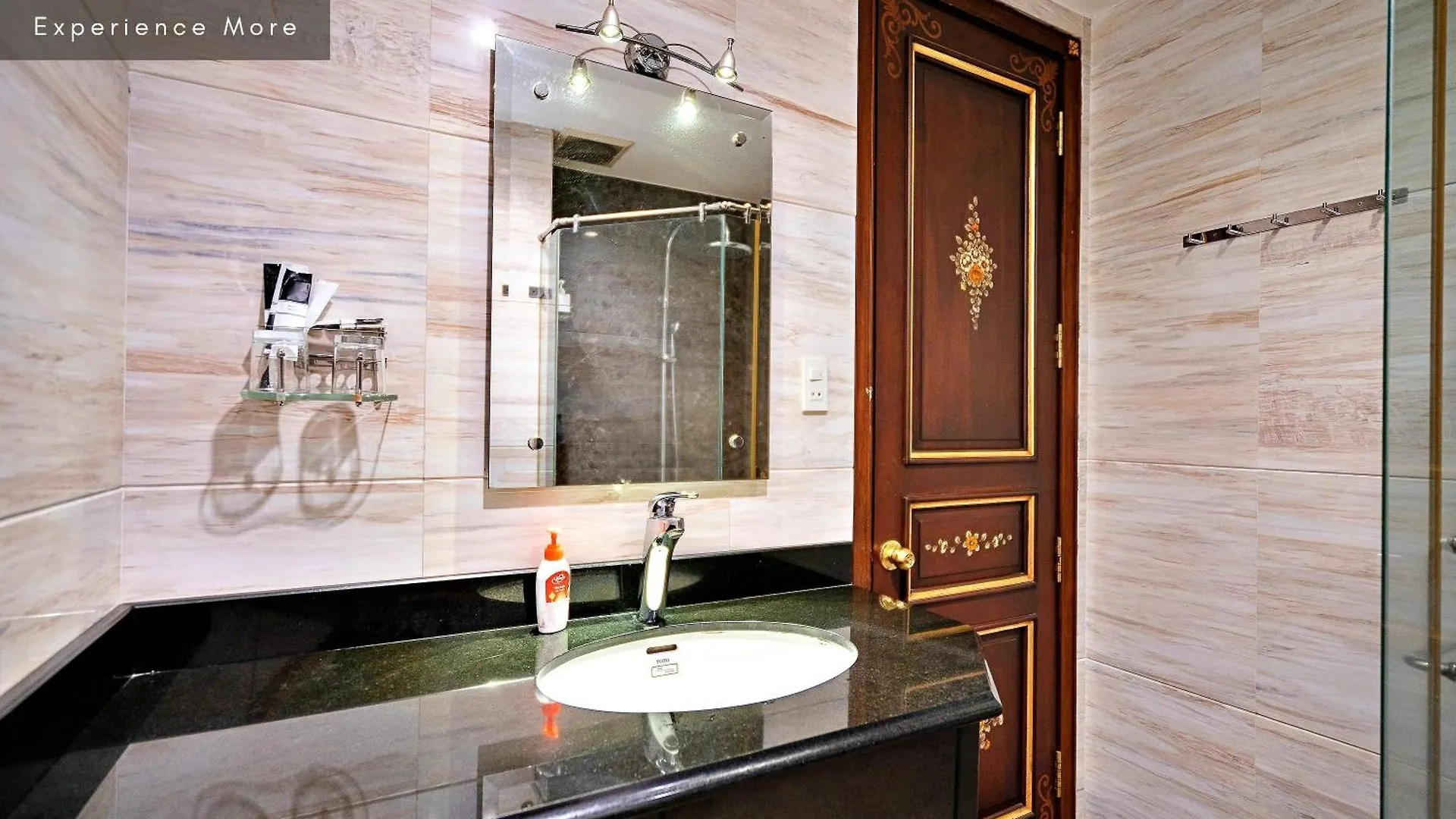 ***** Aparthotel Hanz 345 Business Suite Grand Residence Ho Chi Minh City Vietnam